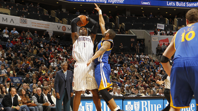 当作代表坚 当作代表坚