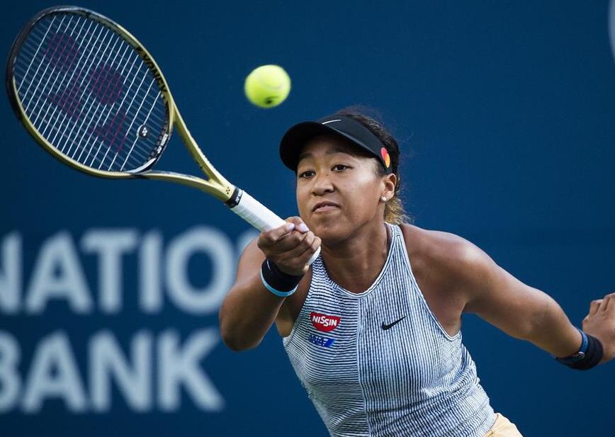 低位持球时 低位持球时